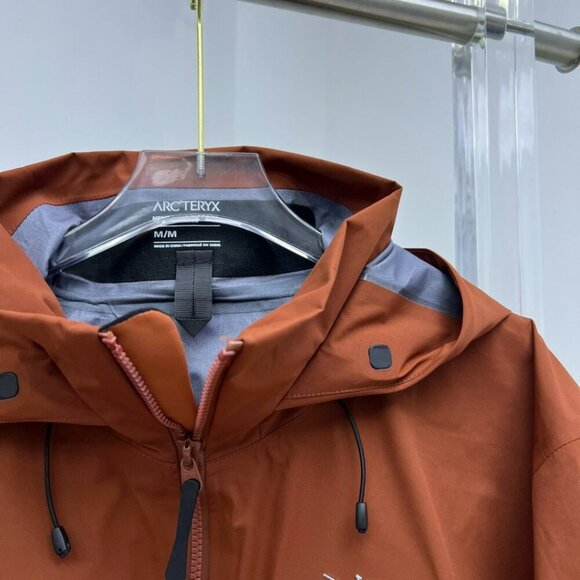 Arc'teryx Beta Jacket - Picture 7 of 8